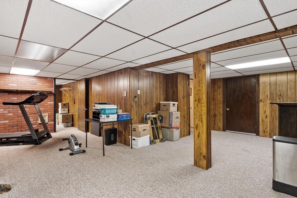 5 Aspen Road Springfield, MA 01128 - Photo 28 of 38