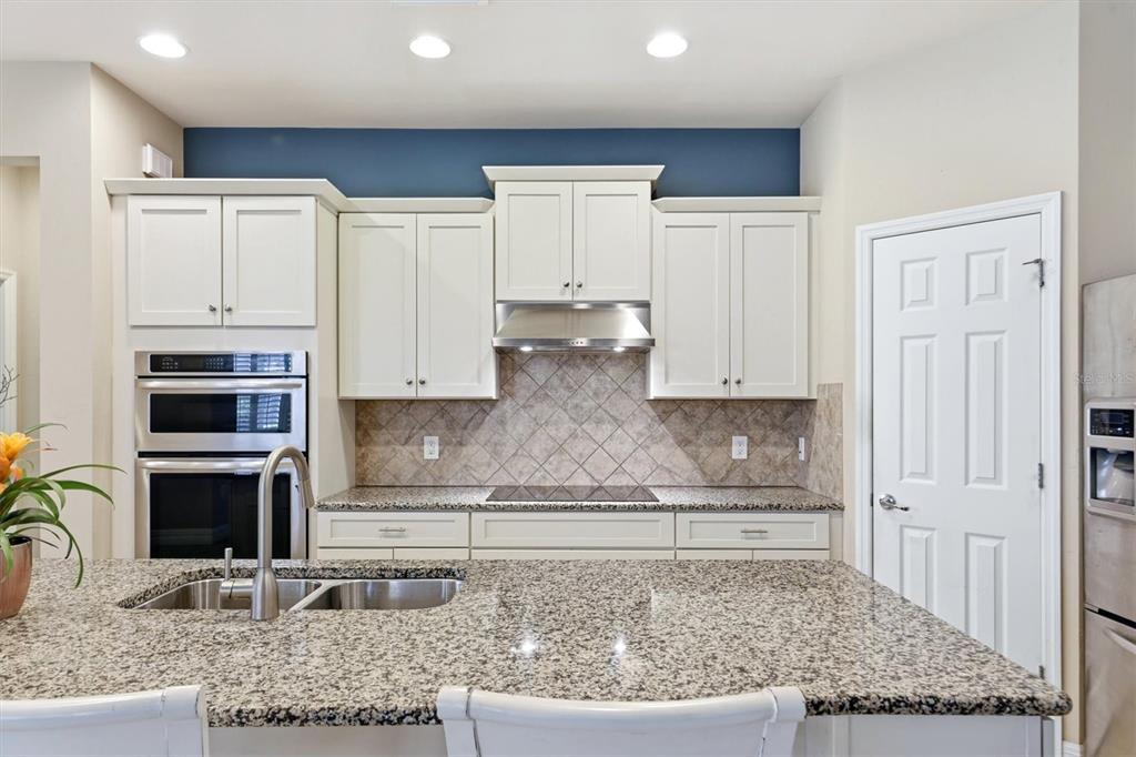 19454 Rizzuto Street Venice, FL 34293 - Photo 19 of 62