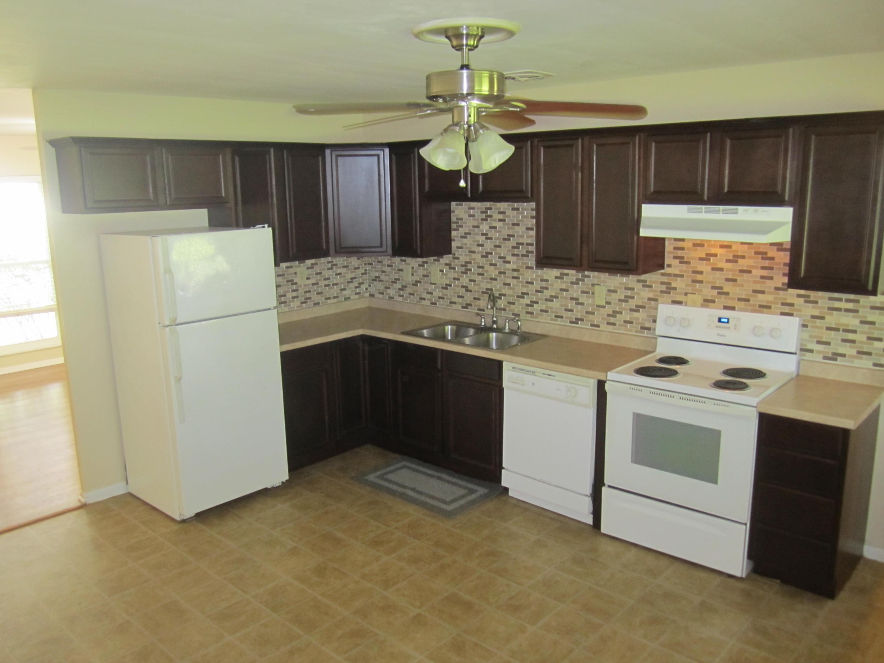 160 Regents Road Columbus, OH 43230 - Photo 7 of 31 Gallery Image 7