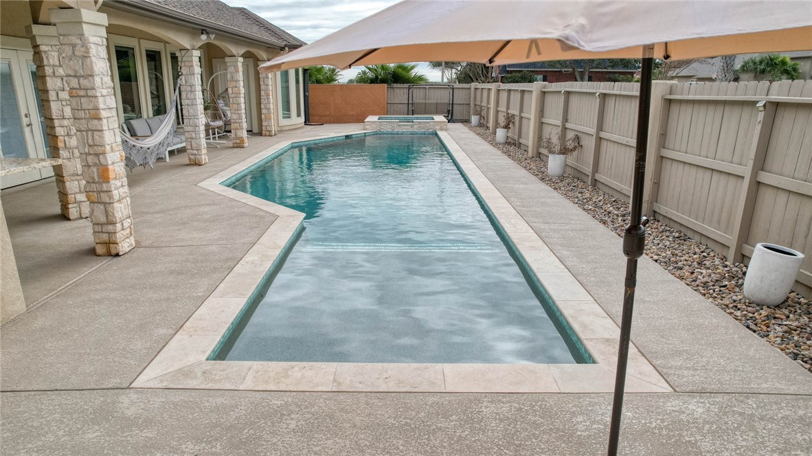 204 Black Diamond Road Portland, TX 78374 - Photo 34 of 40 a view of balcony with two chairs