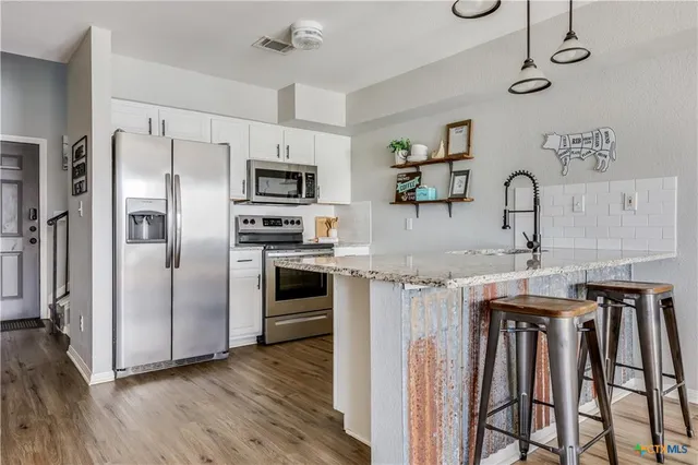 $310,000 | 171 Comanche Drive, Point Venture, TX 78645