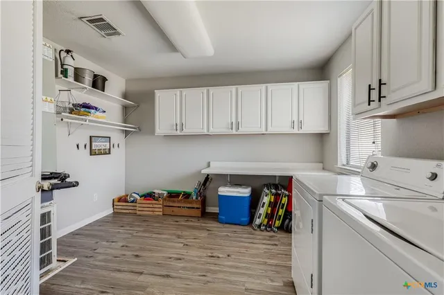 $310,000 | 171 Comanche Drive, Point Venture, TX 78645