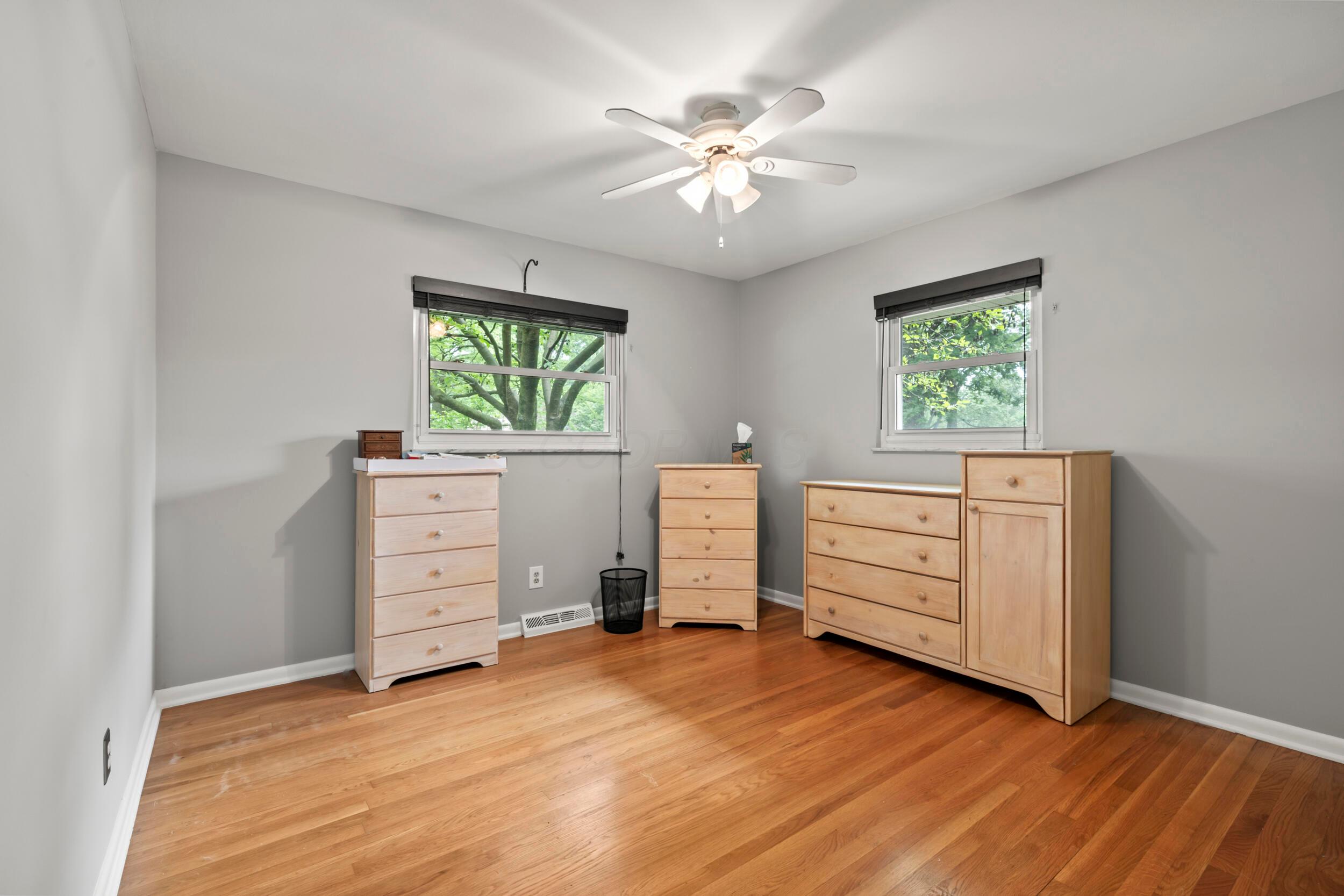 2629 Woodley Road Columbus, OH 43231 - Photo 24 of 32 24_bedroom 2-01