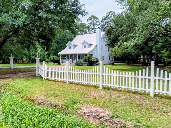 $289,000 | 109 Ivy Drive, Covington, LA 70433