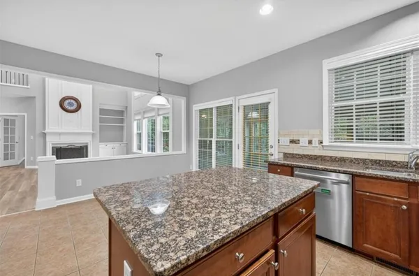 $3,600 | 740 Mayfair Court, Suwanee, GA 30024