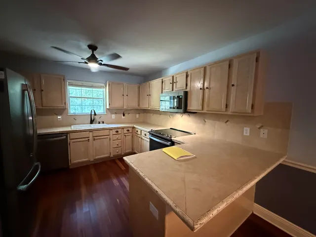 $2,350 | 1584 Chadwick Way, Tallahassee, FL 32312