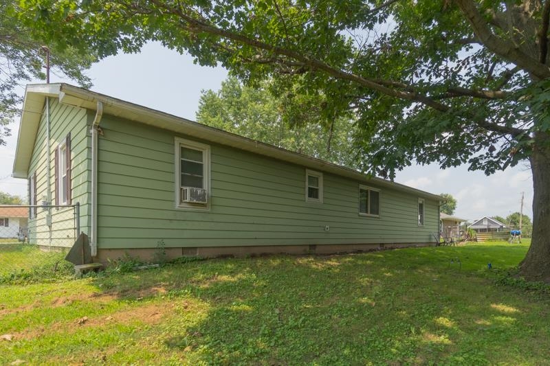 310 Center Street Dunfermline, IL 61524 - Photo 14 of 15