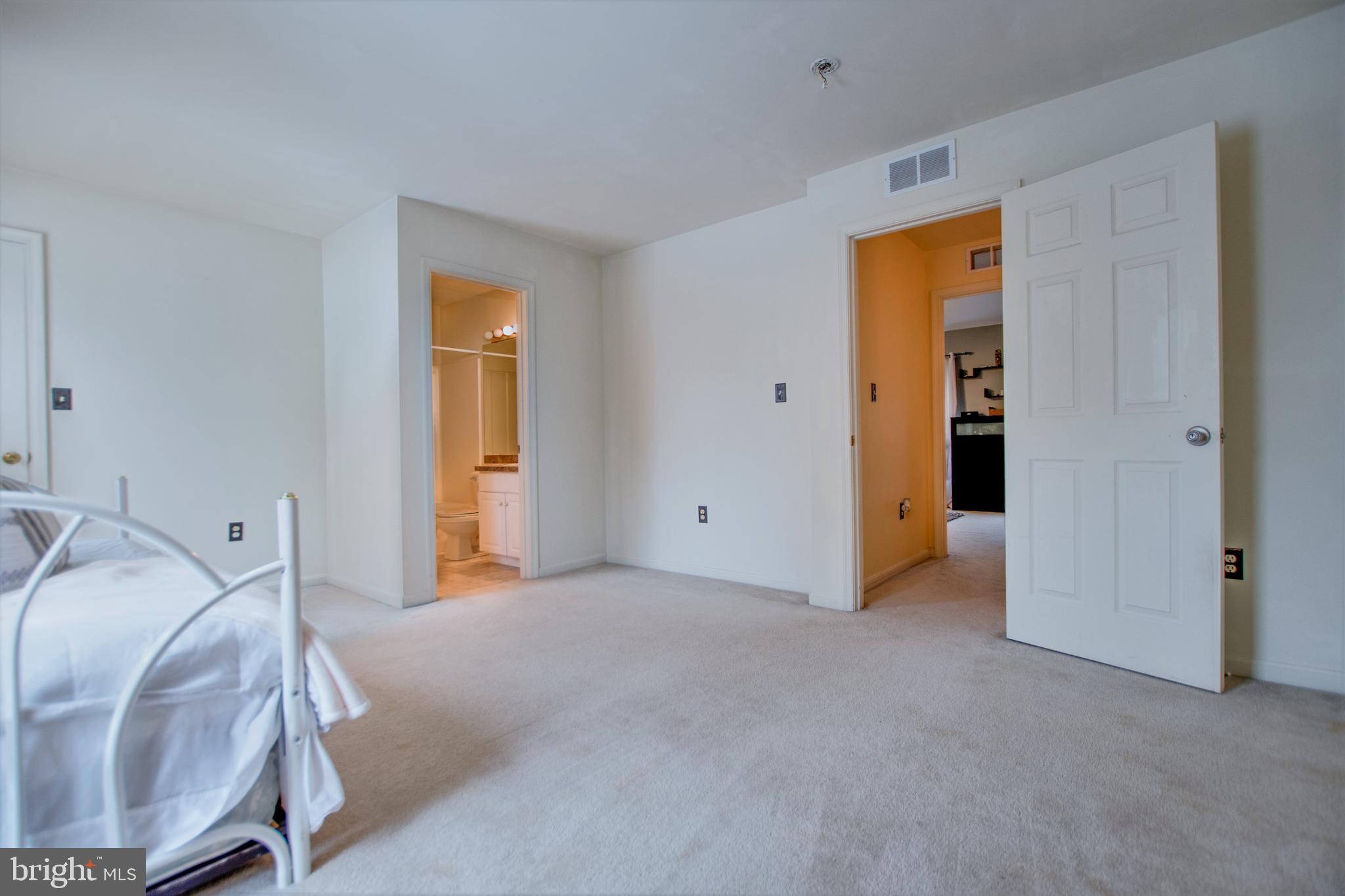132 Hunters Ridge Drive Harrisburg, PA 17110 - Photo 14 of 16 Gallery Image 14