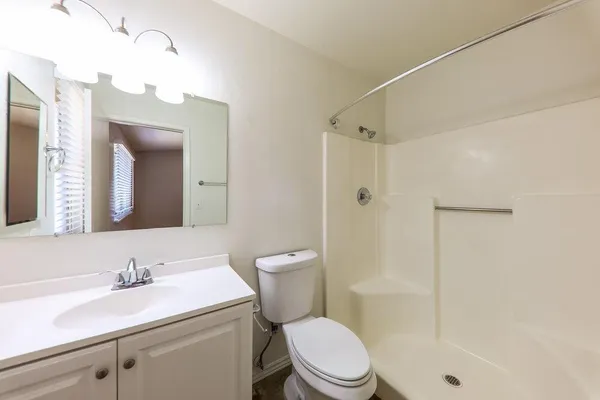 $2,075 | 7008 West Canterbury Drive, Peoria, AZ 85345