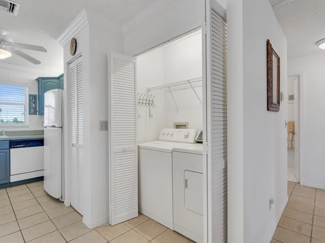 $1,850 | 655 West Lake Jasmine Circle, Unit 207, Vero Beach, FL 32962