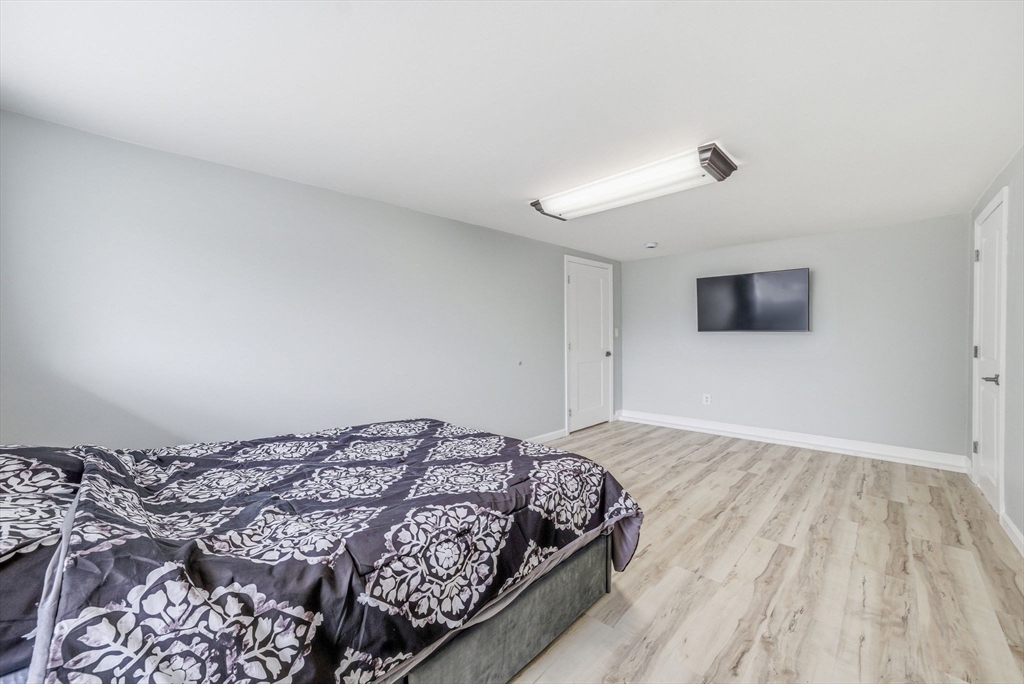 222 East Main Street Georgetown, MA 01833 - Photo 15 of 36