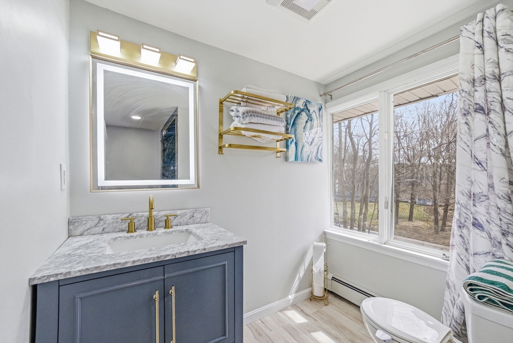 222 East Main Street Georgetown, MA 01833 - Photo 7 of 36