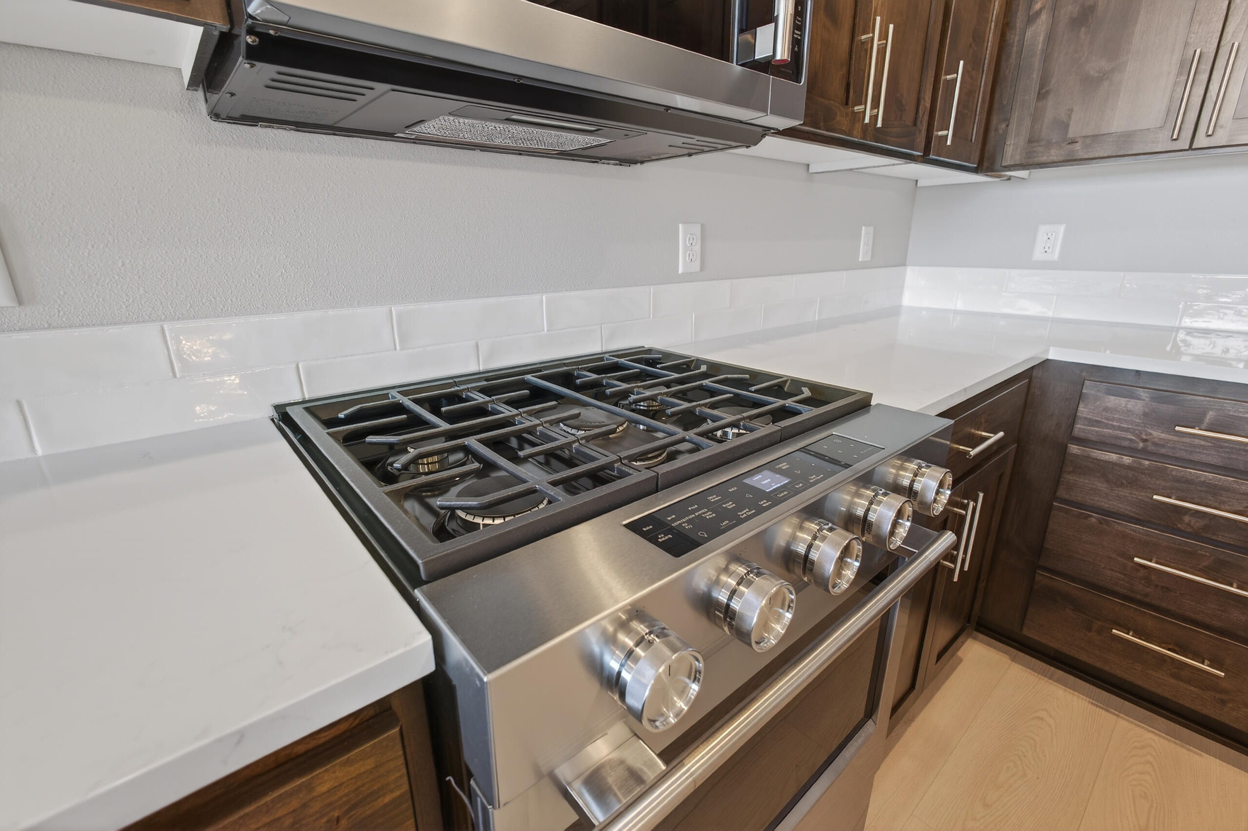 4076 Southwest 39th Street, Unit LOT 31 Redmond, OR 97756 - Photo 14 of 36 range