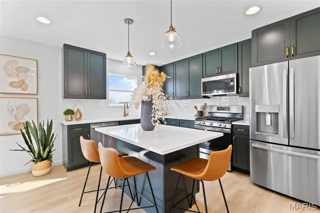 $332,900 | 3 Sterling At Winding Meadows, Fenton, MO 63026