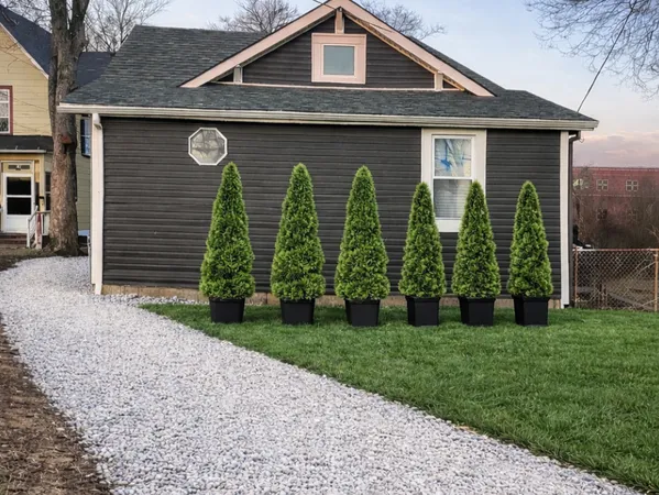 $265,500 | 14135 Lincoln Avenue, Dolton, IL 60419