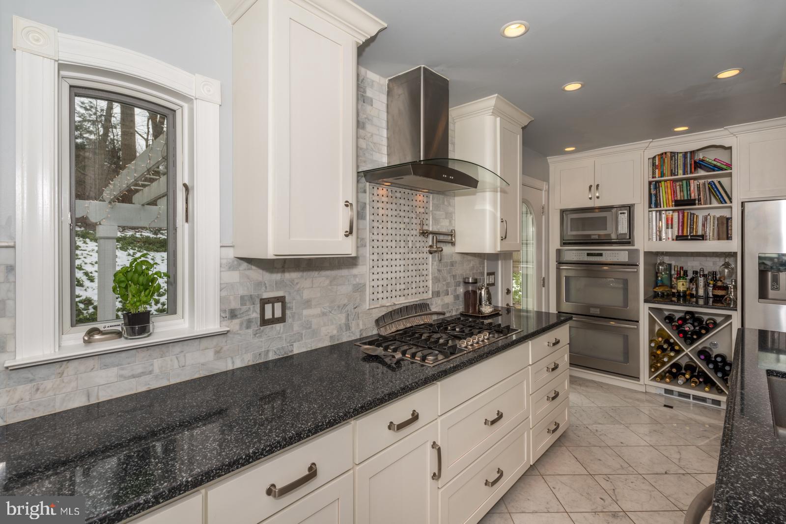 555 Blue Lake Road Denver, PA 17517 - Photo 10 of 35 V4