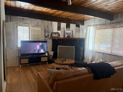 $365,000 | 828 West Sherwood Boulevard, Big Bear City, CA 92314