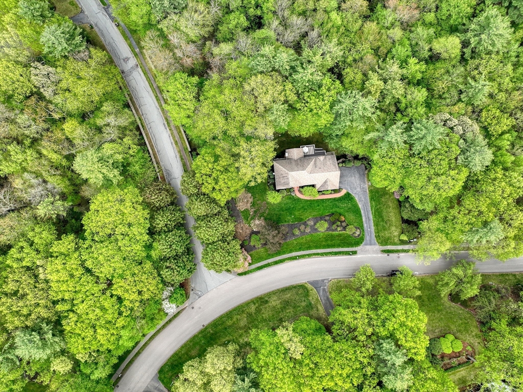 11 Edgehill Road Hopkinton, MA 01748 - Photo 2 of 41 Gallery Image 2