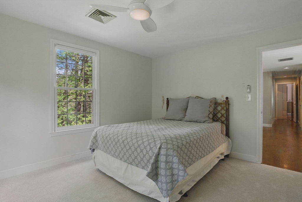 11 Edgehill Road Hopkinton, MA 01748 - Photo 30 of 41 Gallery Image 30