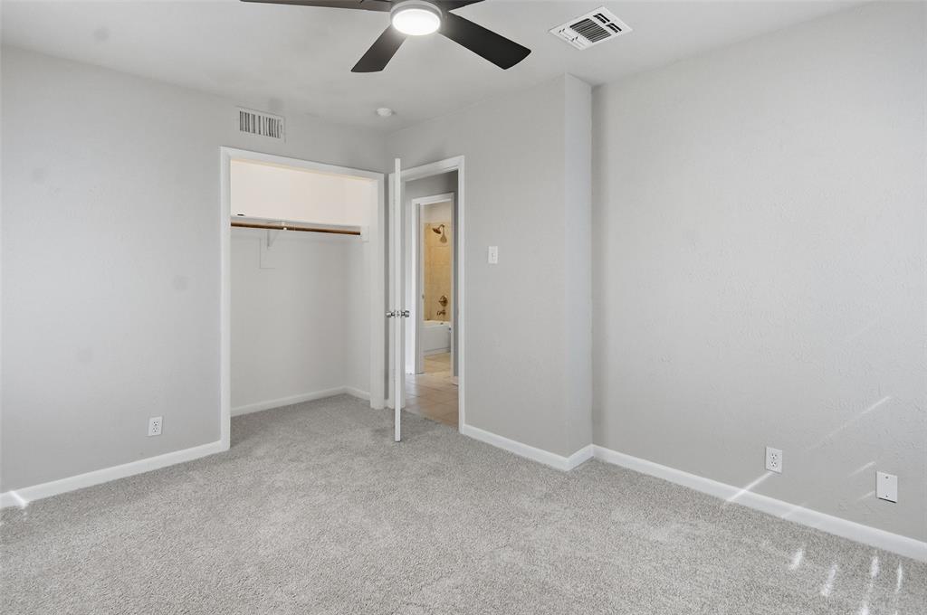 1704 Robin Road Pantego, TX 76013 - Photo 18 of 33 Gallery Image 18