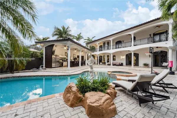 $2,400,000 | 8200 Northwest 163rd Street, Miami Lakes, FL 33016