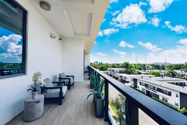 $3,150,000 | 30 Isle Of Venice Drive, Unit PH3, Fort Lauderdale, FL 33301