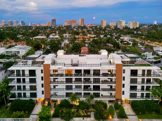 $3,150,000 | 30 Isle Of Venice Drive, Unit PH3, Fort Lauderdale, FL 33301