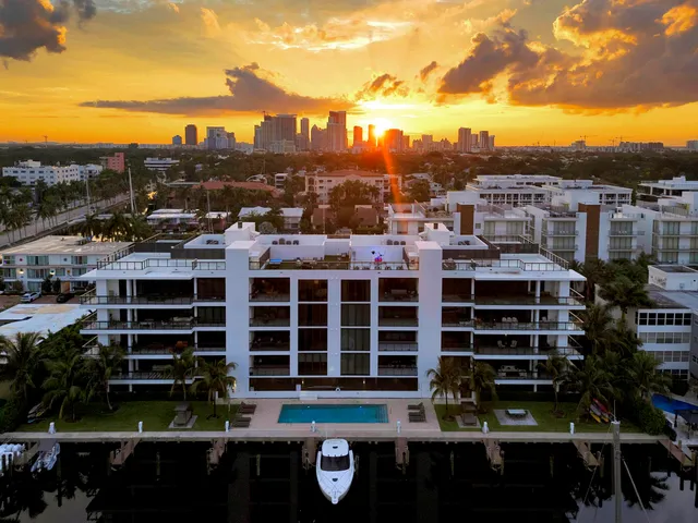 $3,150,000 | 30 Isle Of Venice Drive, Unit PH3, Fort Lauderdale, FL 33301