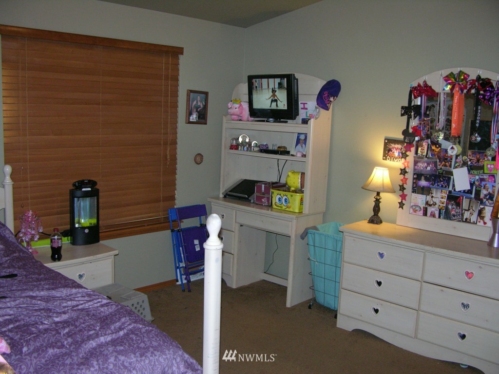 14830 Lindsay Road Southeast Yelm, WA 98597 - Photo 17 of 20