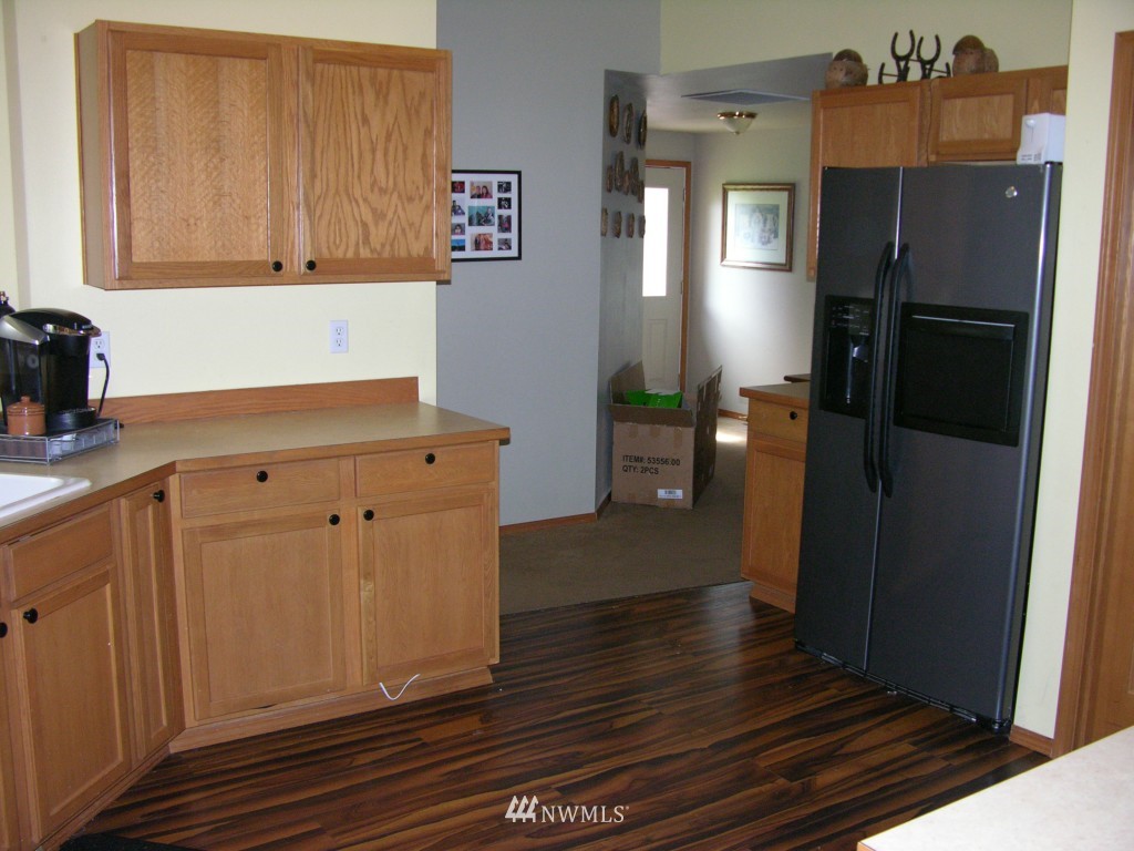 14830 Lindsay Road Southeast Yelm, WA 98597 - Photo 7 of 20