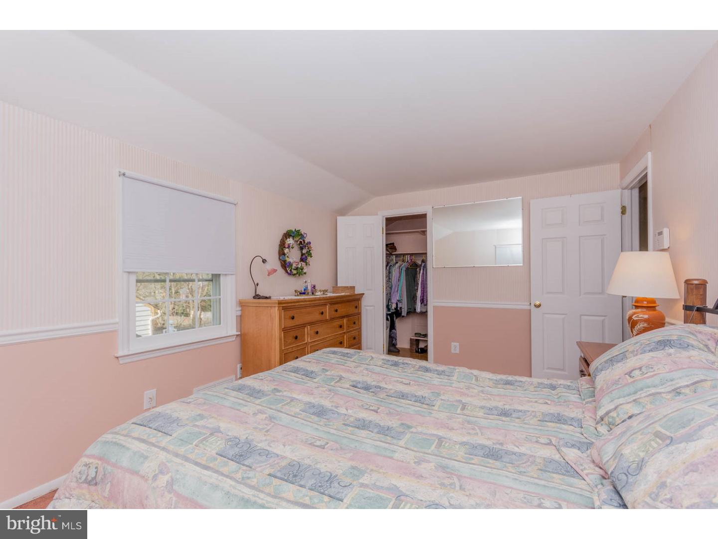 182 Pearl Croft Road Cherry Hill, NJ 08034 - Photo 21 of 25 Gallery Image 21