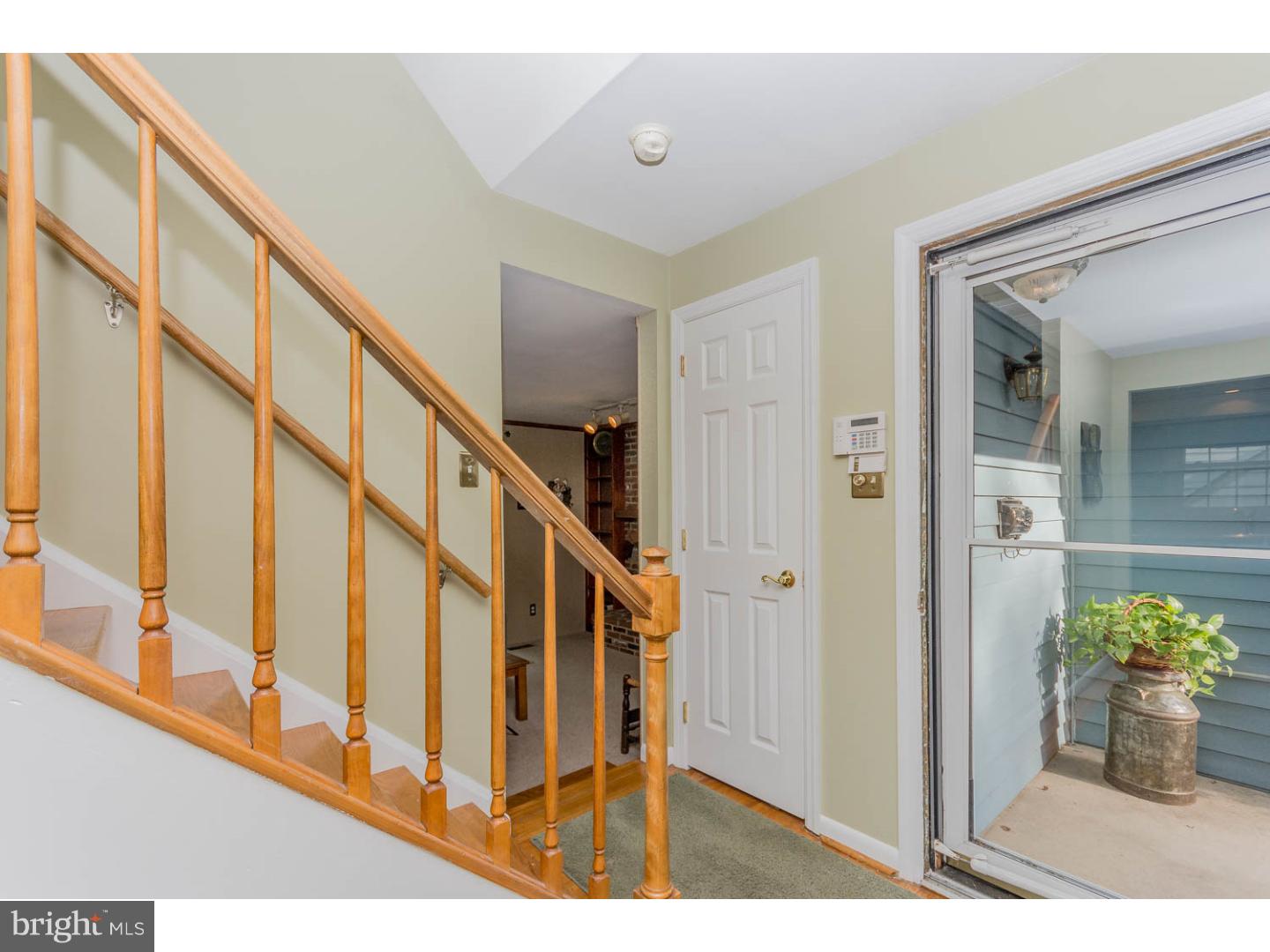 182 Pearl Croft Road Cherry Hill, NJ 08034 - Photo 4 of 25 Gallery Image 4