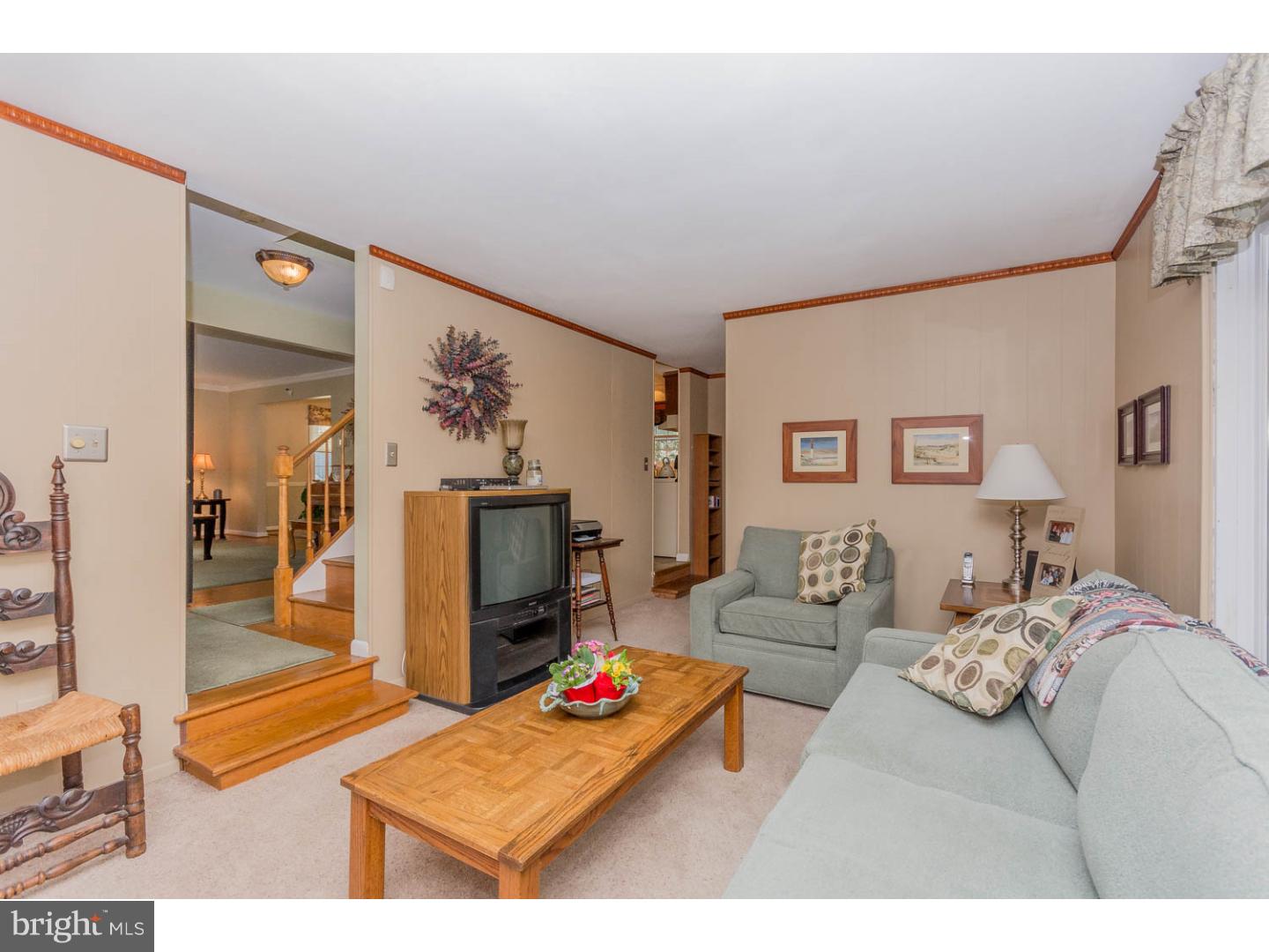 182 Pearl Croft Road Cherry Hill, NJ 08034 - Photo 5 of 25 Gallery Image 5