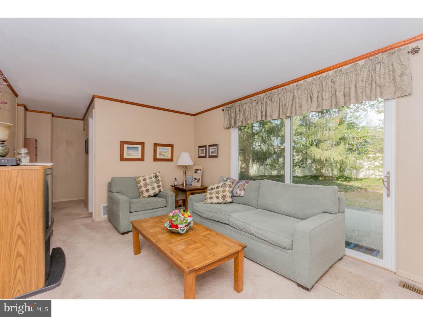 182 Pearl Croft Road Cherry Hill, NJ 08034 - Photo 6 of 25 Gallery Image 6