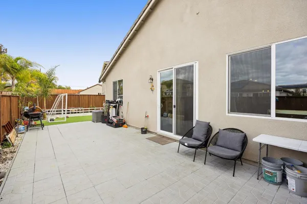 $870,000 | 2070 Camden Street, Hollister, CA 95023