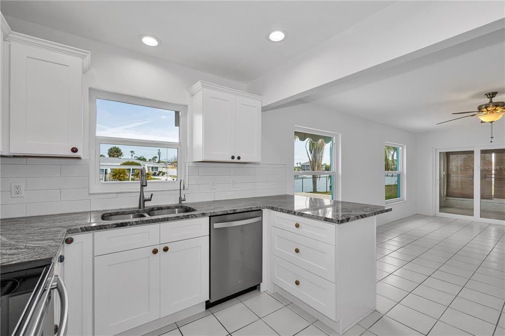 4909 Shoreview Court Port Richey, FL 34668 - Photo 20 of 67