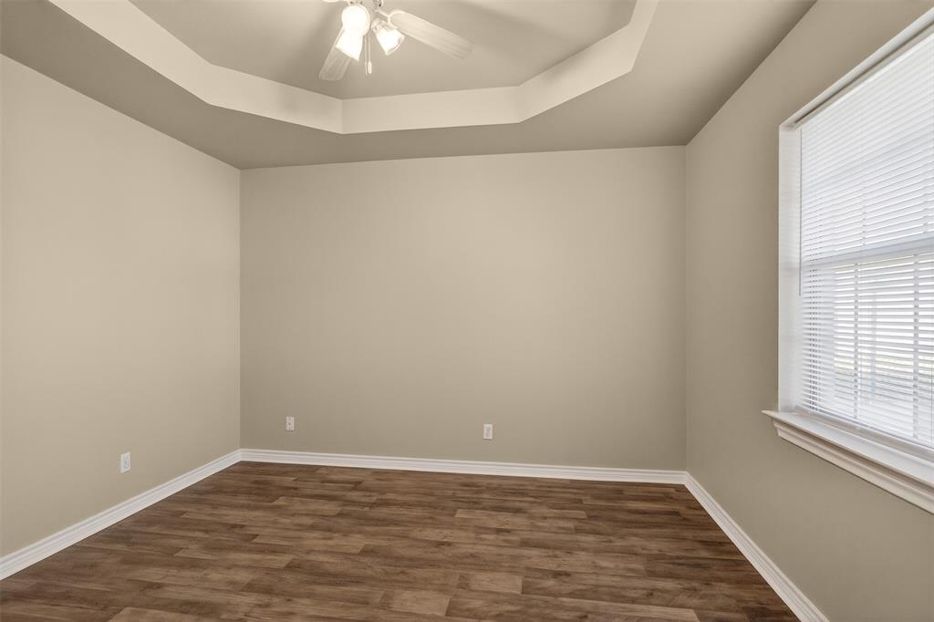 2507 Beverly Bonham, TX 75418 - Photo 17 of 29