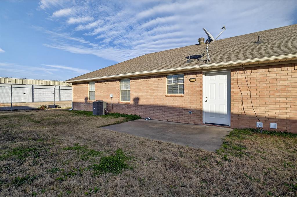 2507 Beverly Bonham, TX 75418 - Photo 28 of 29