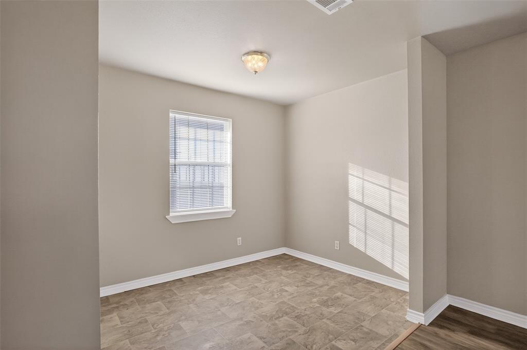 2507 Beverly Bonham, TX 75418 - Photo 9 of 29