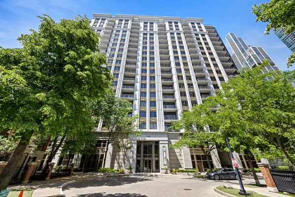 $495,000 | 1322 South Prairie Avenue, Unit 804, Chicago, IL 60605