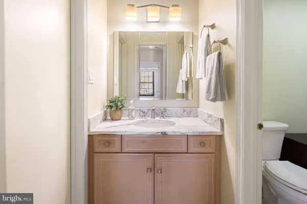 $279,900 | 24B West Bluebell Lane, Mount Laurel, NJ 08054