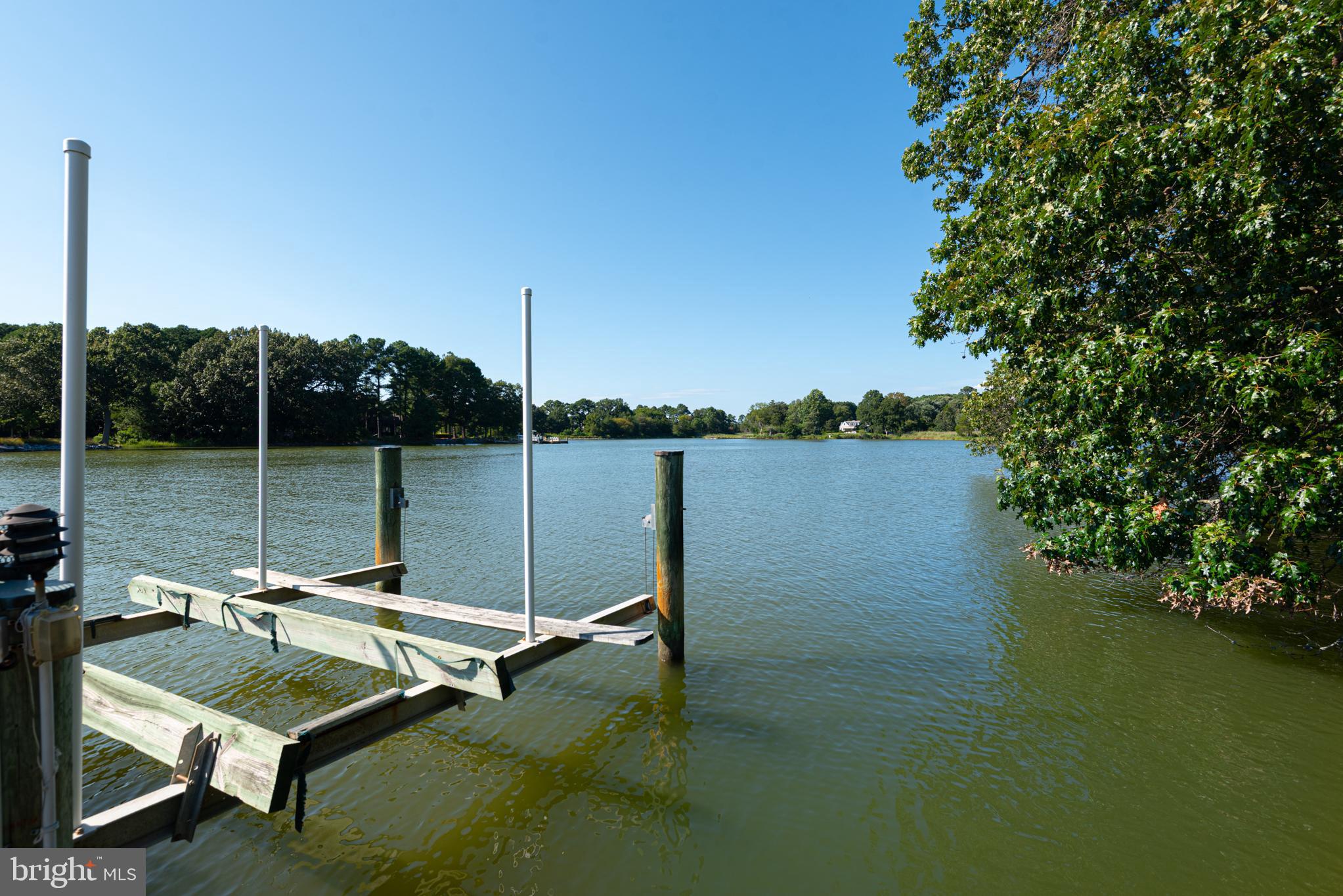 4500 Boone Creek Road Oxford, MD 21654 - Photo 113 of 133 Boat lift