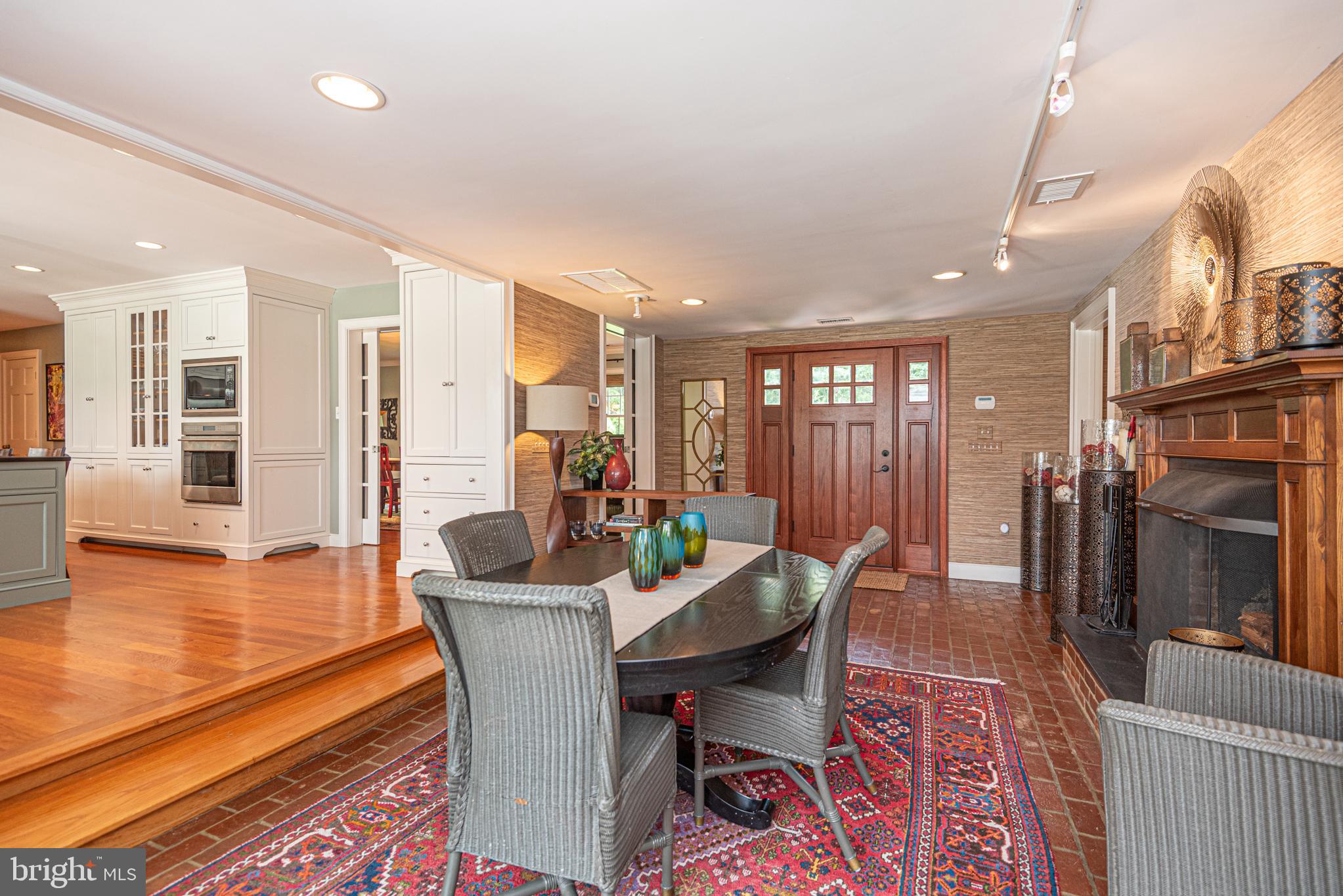 4500 Boone Creek Road Oxford, MD 21654 - Photo 28 of 133 Living room