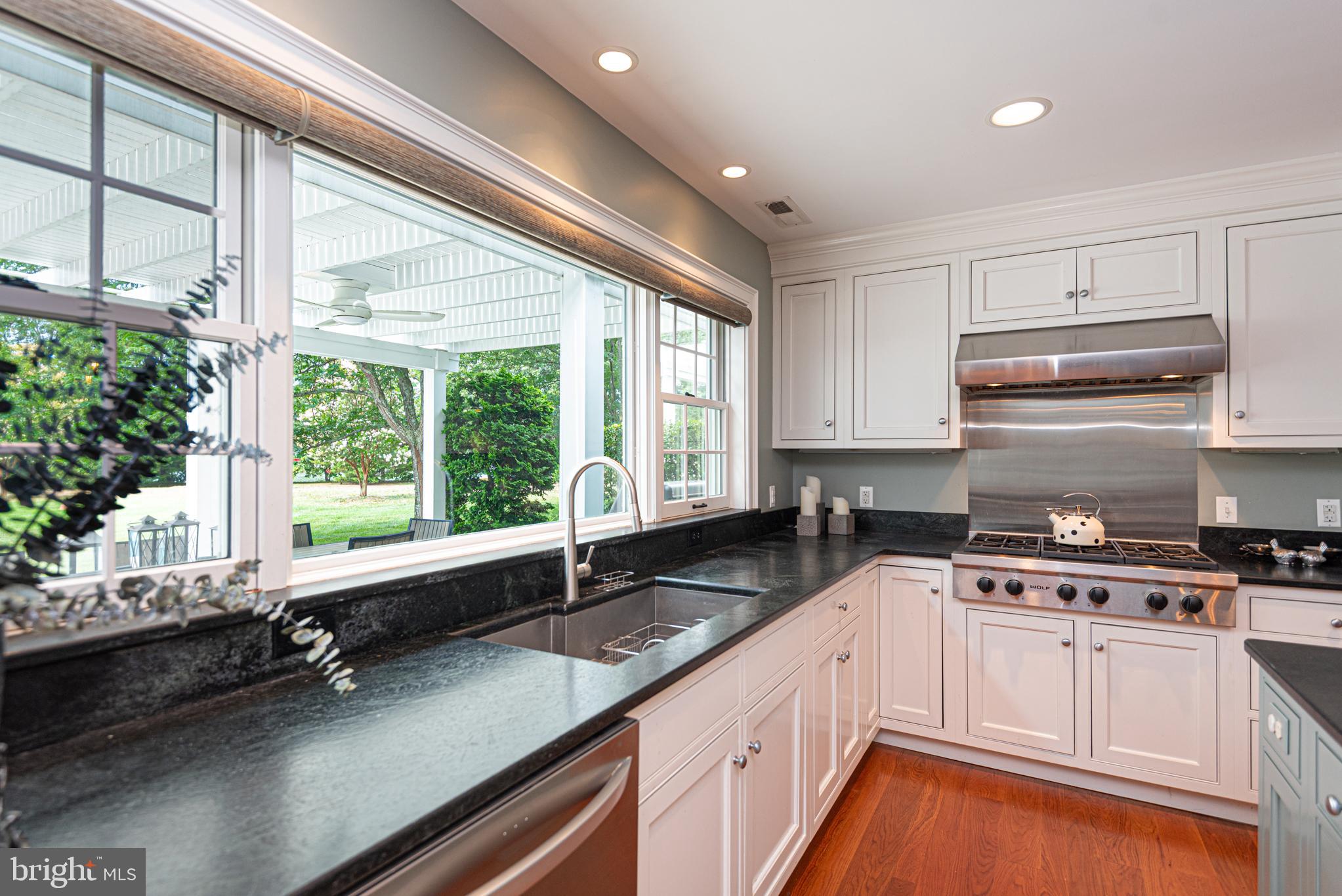 4500 Boone Creek Road Oxford, MD 21654 - Photo 33 of 133 Kitchen