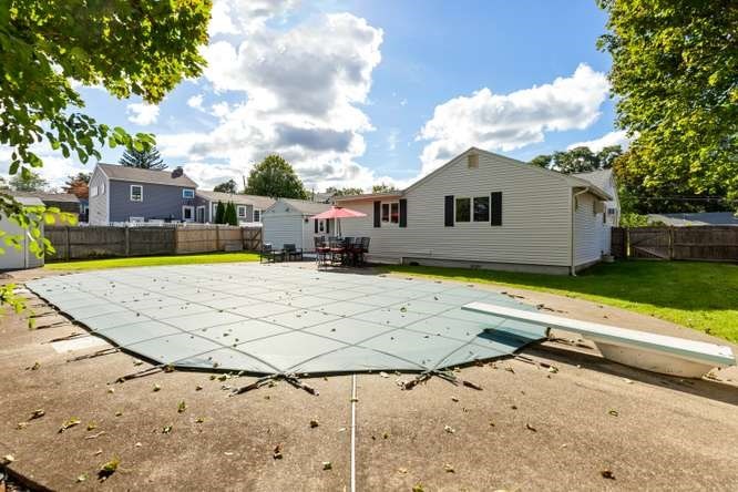 15 Marlboro Road Woburn, MA 01801 - Photo 29 of 33 Gallery Image 29