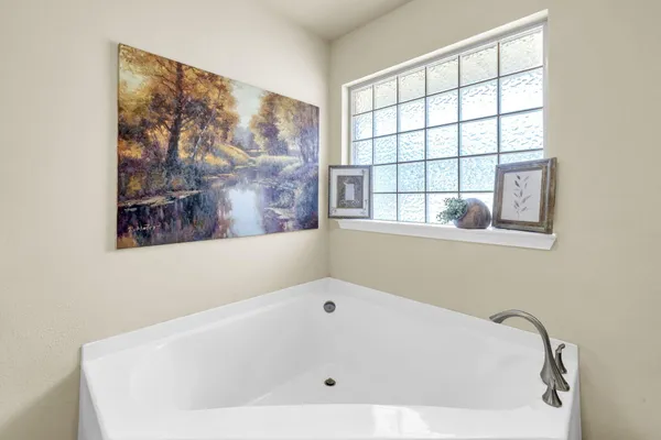 $389,900 | 217 Raptor Drive, Crestview, FL 32536