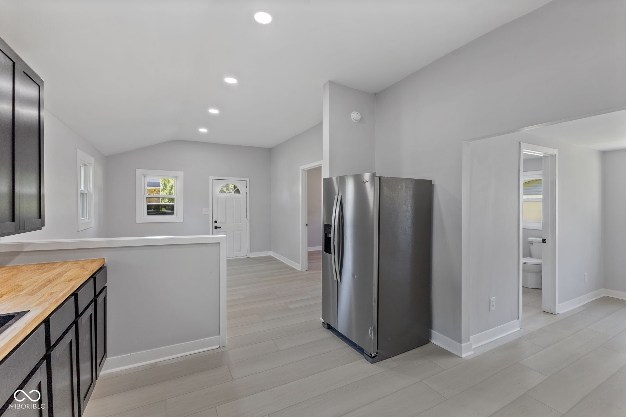 4986 Adkins Street Columbus, IN 47201 - Photo 14 of 25