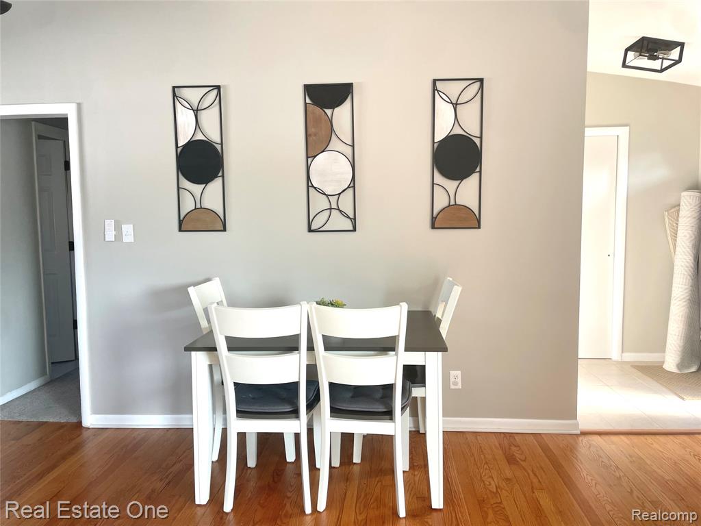 4562 Valley Road Trenton, MI 48183 - Photo 6 of 34 Gallery Image 6