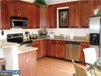 19 York Road West Windsor, NJ 08550 - Photo 4 of 12