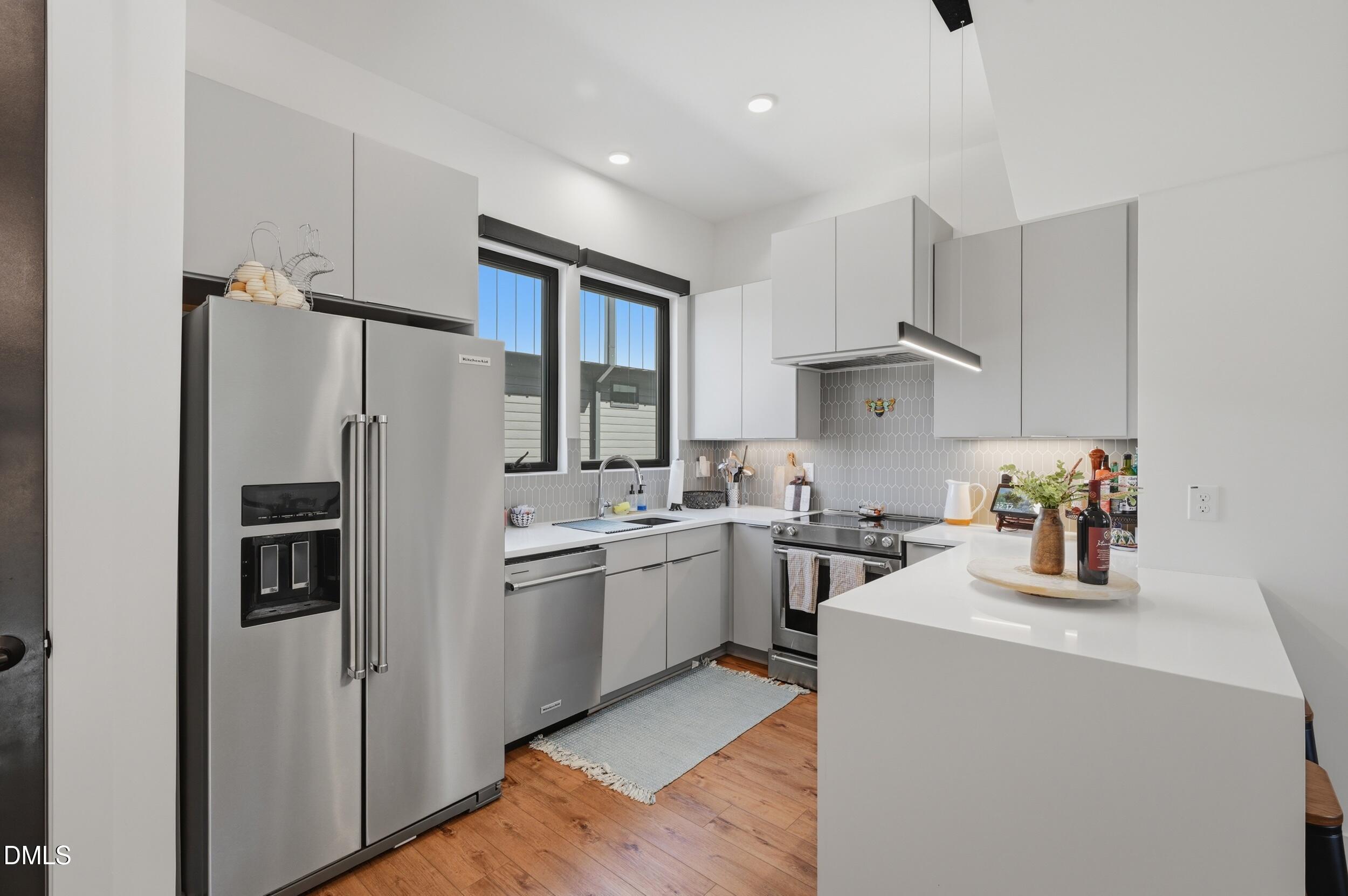 512 Gordon Street, Unit 607 Durham, NC 27701 - Photo 12 of 52 057
